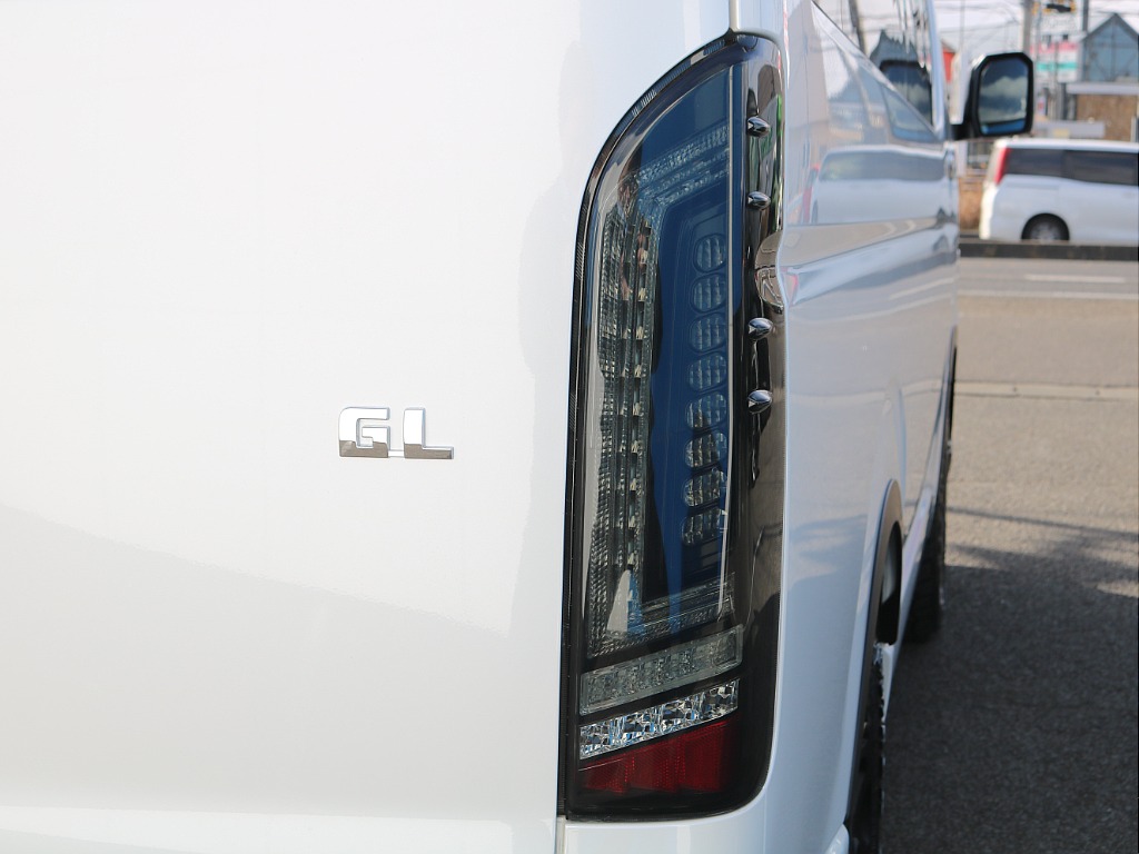 ＦＬＥＸグループは「すべての人に愛車を」をコンセプトに車種別に全国展開中！愛車と一緒に、ライフスタイルを充実させてもらいたいという思いで、ランクル仙台泉店では皆様のご要望になんでもお応えします♪