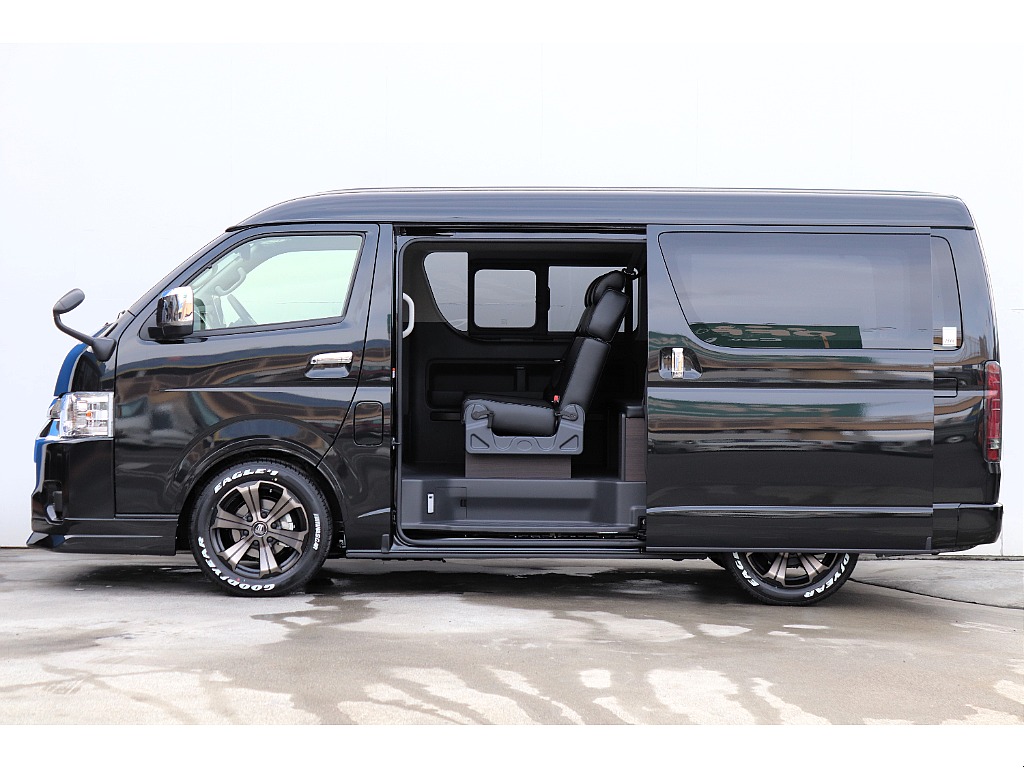 ハイエース高崎店にて展示中♪027-329-5670