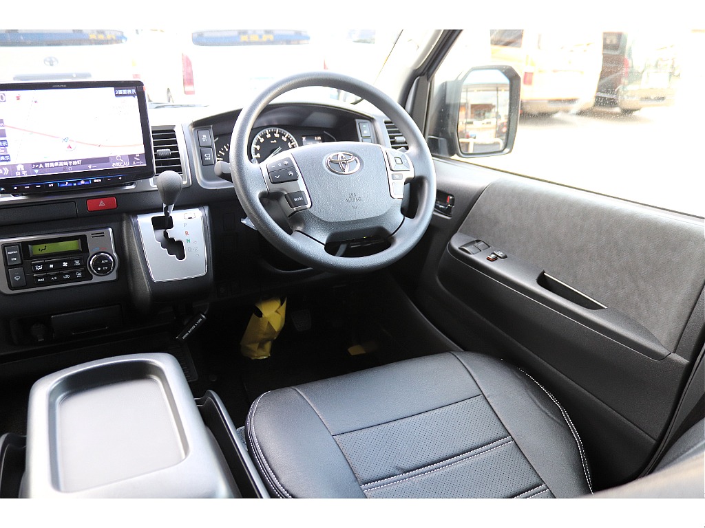 ハイエース高崎店にて展示中♪027-329-5670