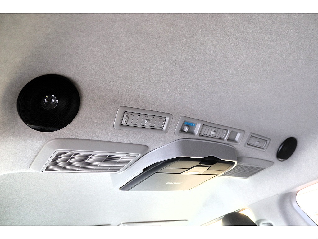 ハイエース高崎店にて展示中♪027-329-5670