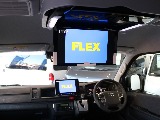 フリップダウンモニター装着ですので後席の方も映像をお楽しみいただけます☆☆