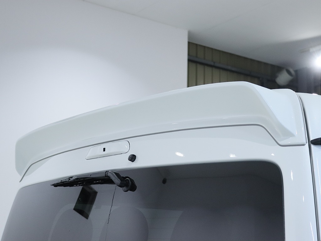 トヨタ&nbsp;ハイエース&nbsp;ワゴン2.7GLロング ミドルルーフ 4WD&nbsp;【BIG-DA】【フローリング施工】&nbsp;北海道の詳細画像&nbsp;その12