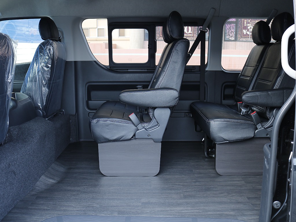 トヨタ&nbsp;ハイエース&nbsp;ワゴン2.7GLロング ミドルルーフ 4WD&nbsp;【BIG-DA】【フローリング施工】&nbsp;北海道の詳細画像&nbsp;その19