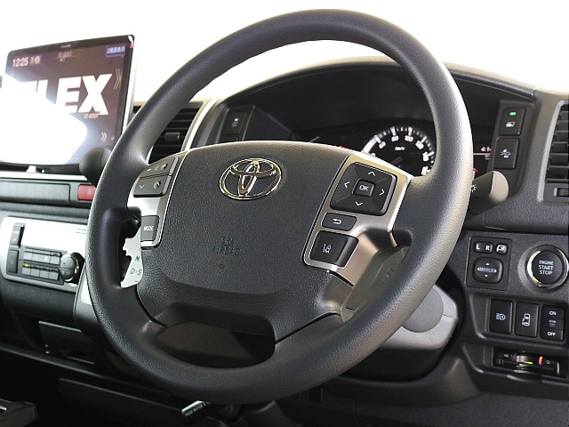 ステアリングスイッチ