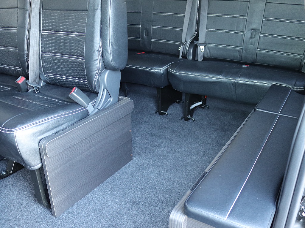 ベッドを外すと通路に変わります♪