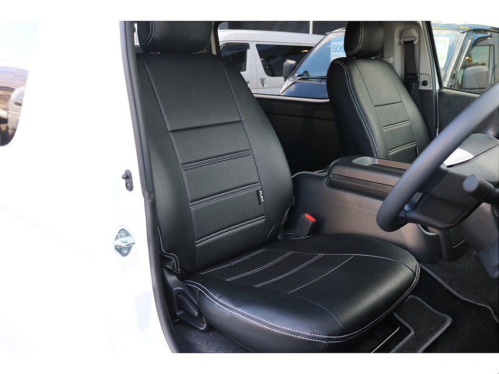 全席FLEXシートカバー！