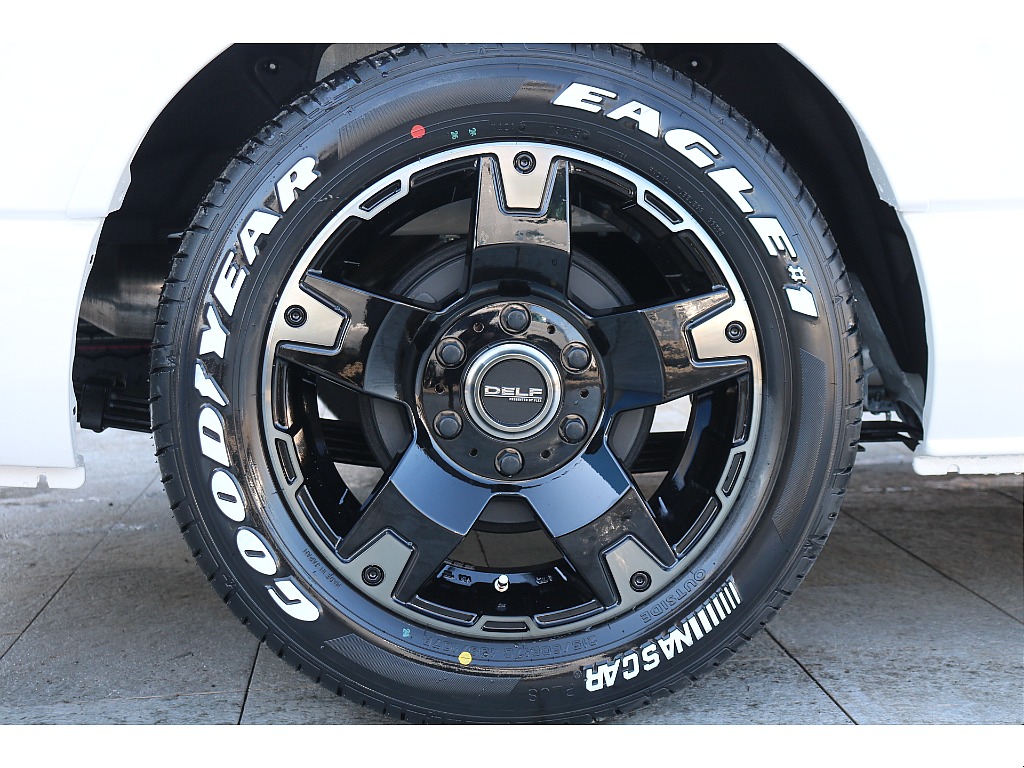FLEX DELF03 17インチアルミ、グッドイヤーナスカータイヤ！