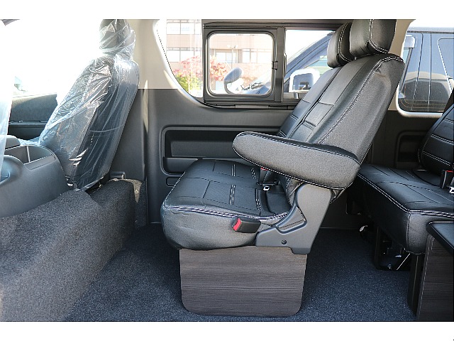 足元の空間も広々！