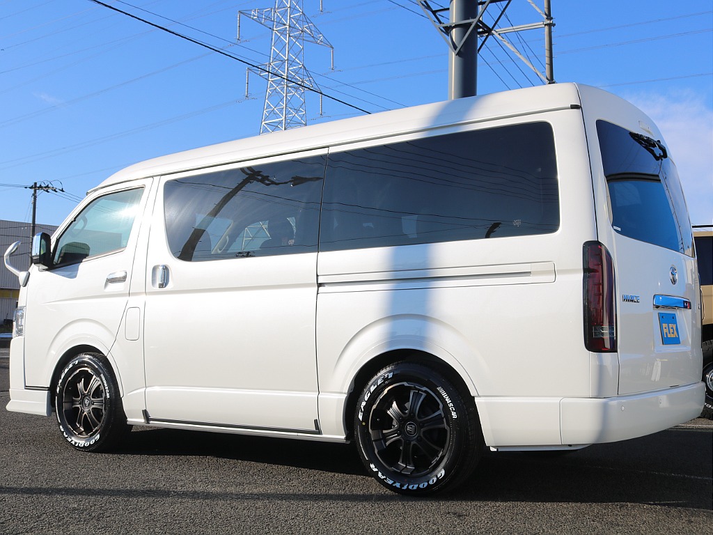 ＦＬＥＸグループは「すべての人に愛車を」をコンセプトに車種別に全国展開中！愛車と一緒に、ライフスタイルを充実させてもらいたいという思いで、ランクル仙台泉店では皆様のご要望になんでもお応えします♪