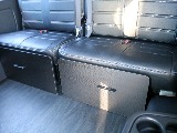 収納BOXは４列目シートの下に収まるので、乗車時は邪魔になりません！