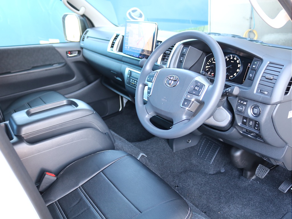 ＦＬＥＸグループは「すべての人に愛車を」をコンセプトに車種別に全国展開中！愛車と一緒に、ライフスタイルを充実させてもらいたいという思いで、ランクル仙台泉店では皆様のご要望になんでもお応えします♪