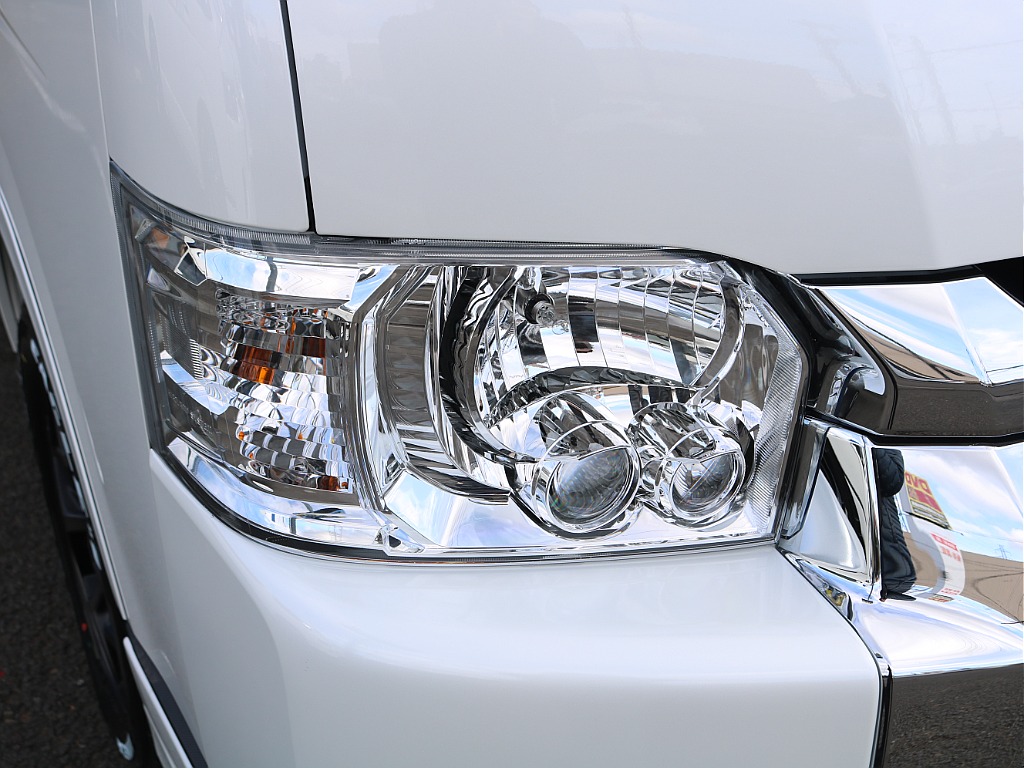 ＦＬＥＸグループは「すべての人に愛車を」をコンセプトに車種別に全国展開中！愛車と一緒に、ライフスタイルを充実させてもらいたいという思いで、ランクル仙台泉店では皆様のご要望になんでもお応えします♪