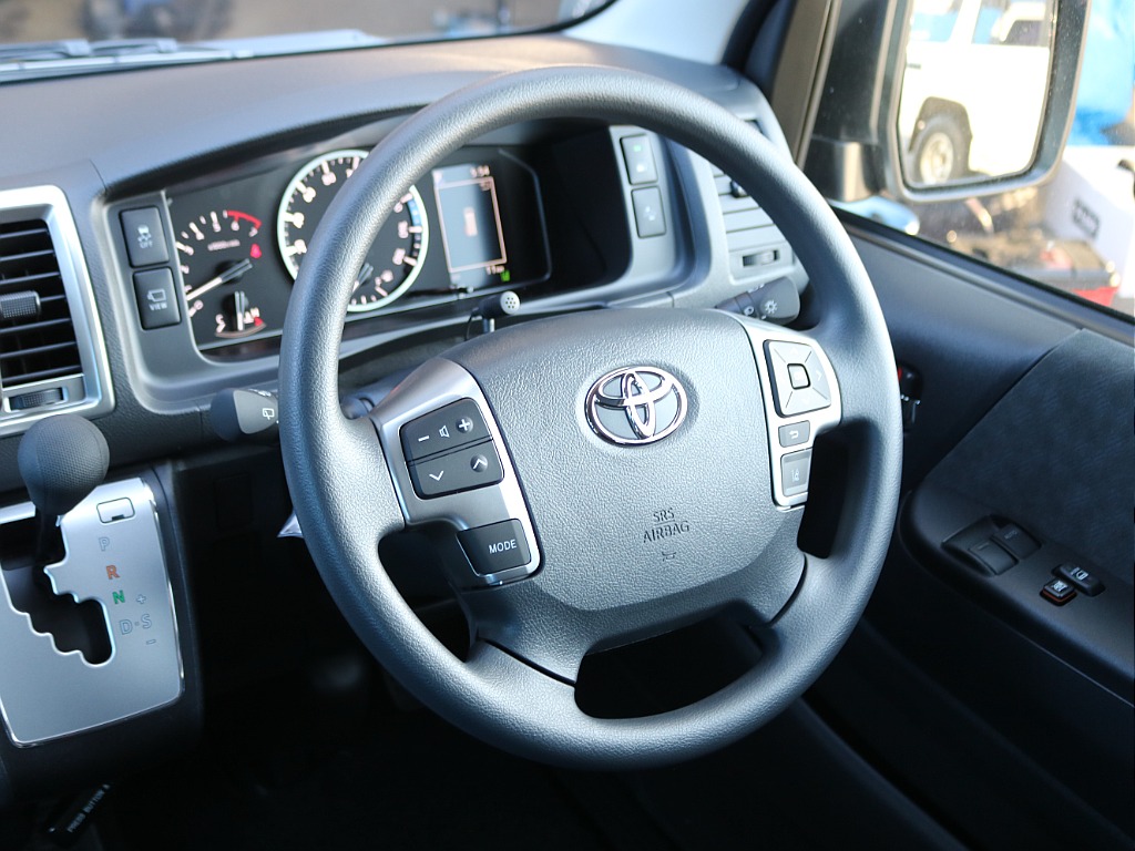 ＦＬＥＸグループは「すべての人に愛車を」をコンセプトに車種別に全国展開中！愛車と一緒に、ライフスタイルを充実させてもらいたいという思いで、ランクル仙台泉店では皆様のご要望になんでもお応えします♪