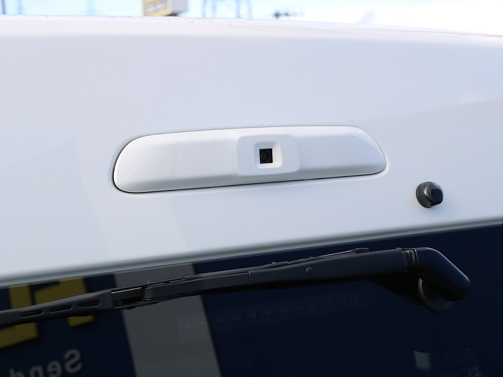 ＦＬＥＸグループは「すべての人に愛車を」をコンセプトに車種別に全国展開中！愛車と一緒に、ライフスタイルを充実させてもらいたいという思いで、ランクル仙台泉店では皆様のご要望になんでもお応えします♪