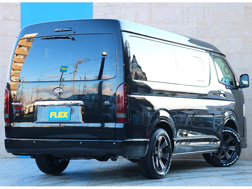 掃除のしやすいフローリング床張り施工車！