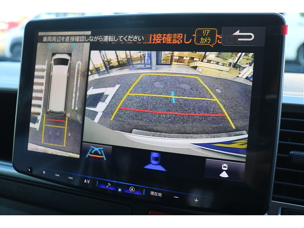 バックカメラ、パノラミックビューモニター！