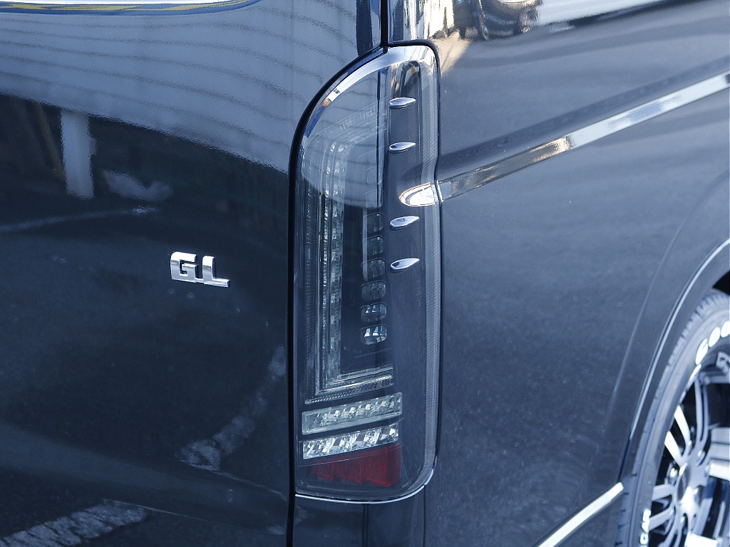 プレステージLEDテールランプ☆流れるシーケンシャルウィンカーです☆