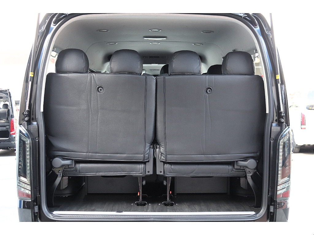 ハイエース高崎店にて展示中♪027-329-5670