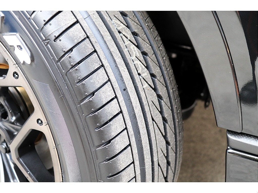 ハイエース高崎店にて展示中♪027-329-5670