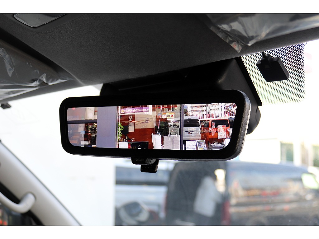 ハイエース高崎店にて展示中♪027-329-5670