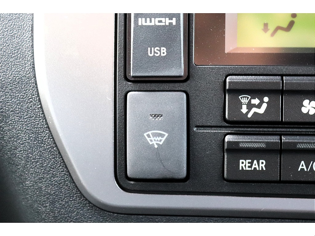 ハイエース高崎店にて展示中♪027-329-5670