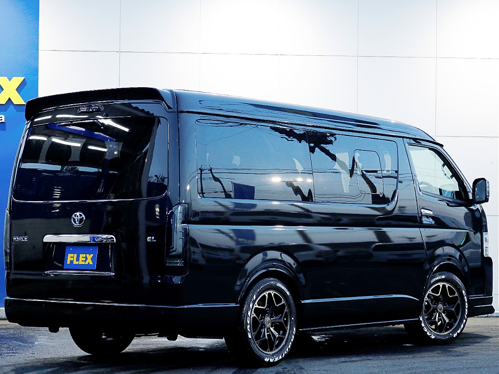 茨城県つくば市にハイエース専門の新車・中古車の展示場を展開！人気のグレード・年式をその場で見比べられます♪皆様のご来場、お問合せを心よりお待ちしております☆