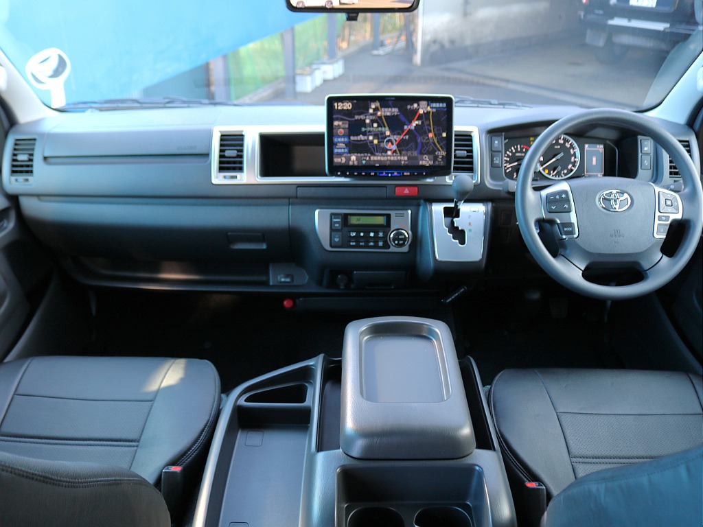 ＦＬＥＸグループは「すべての人に愛車を」をコンセプトに車種別に全国展開中！愛車と一緒に、ライフスタイルを充実させてもらいたいという思いで、ランクル仙台泉店では皆様のご要望になんでもお応えします♪