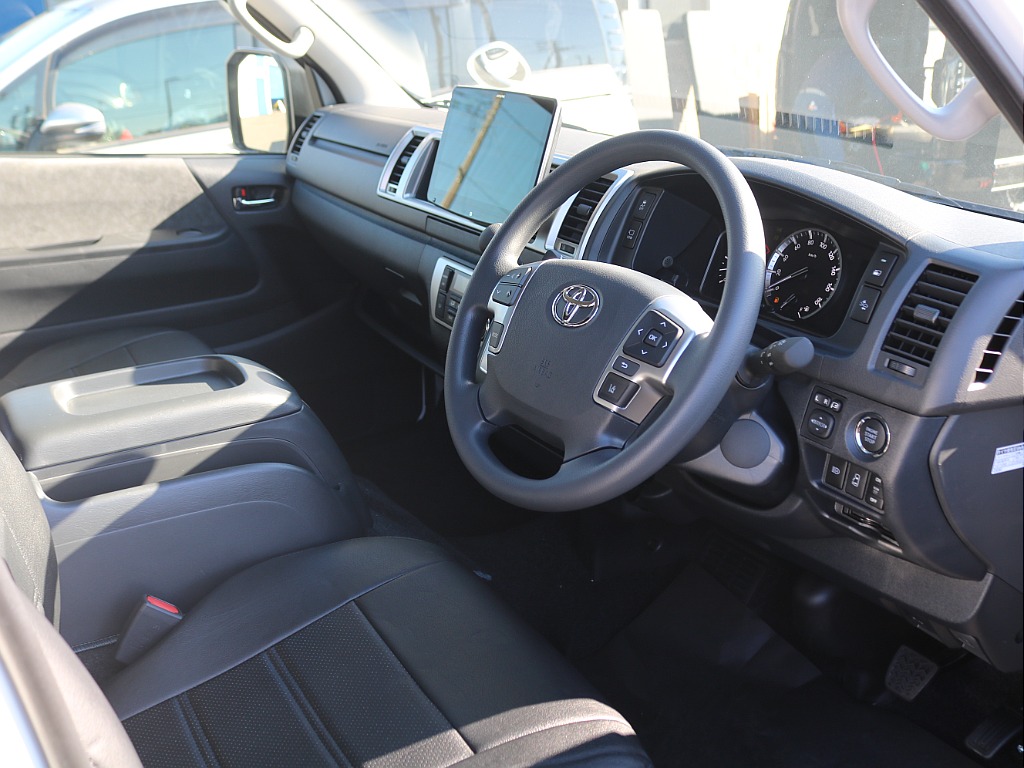 厳選仕入れによる、良質な１台を皆様にお届けいたします！可能な限りお車の使用履歴にこだわってます専門店！オフロード走行無し、点検整備記録簿の有無、前使用環境など！クオリティーを最重要してます！