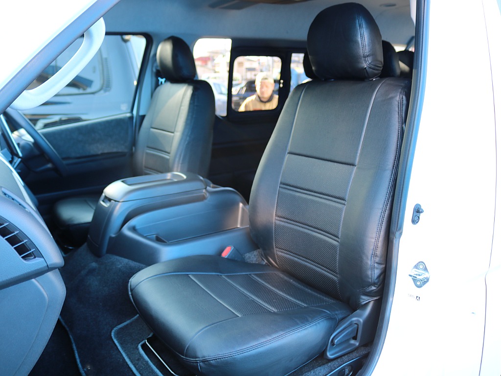 当店の在庫車は全て車輌検査専門会社である第三者機関（株）ＡＩＳ、日本自動車鑑定協会（ＪＡＡＡ）にて１台１台、必ず二重の車輌チェックを実施しております。修復歴有りの車の無断販売はいたしません。