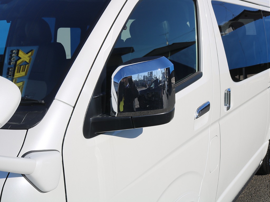 ＦＬＥＸグループは「すべての人に愛車を」をコンセプトに車種別に全国展開中！愛車と一緒に、ライフスタイルを充実させてもらいたいという思いで、ランクル仙台泉店では皆様のご要望になんでもお応えします♪