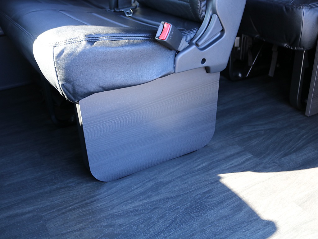 ＦＬＥＸグループは「すべての人に愛車を」をコンセプトに車種別に全国展開中！愛車と一緒に、ライフスタイルを充実させてもらいたいという思いで、ランクル仙台泉店では皆様のご要望になんでもお応えします♪