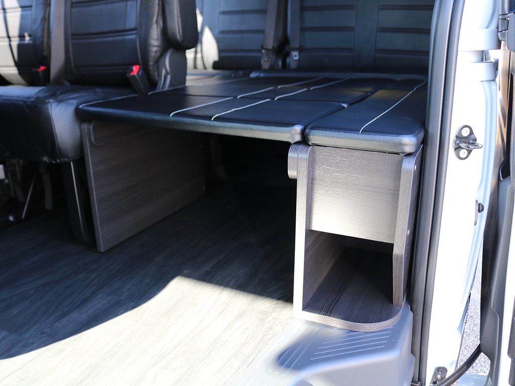 ＦＬＥＸグループは「すべての人に愛車を」をコンセプトに車種別に全国展開中！愛車と一緒に、ライフスタイルを充実させてもらいたいという思いで、ランクル仙台泉店では皆様のご要望になんでもお応えします♪