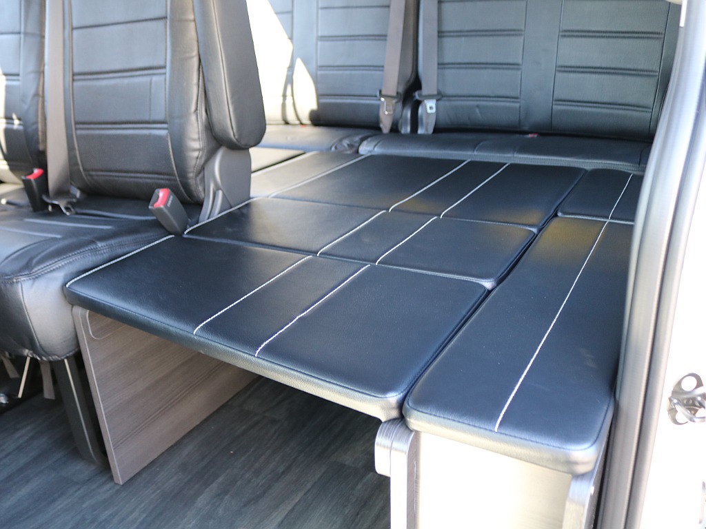 ＦＬＥＸグループは「すべての人に愛車を」をコンセプトに車種別に全国展開中！愛車と一緒に、ライフスタイルを充実させてもらいたいという思いで、ランクル仙台泉店では皆様のご要望になんでもお応えします♪