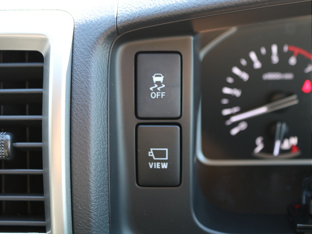 ＦＬＥＸグループは「すべての人に愛車を」をコンセプトに車種別に全国展開中！愛車と一緒に、ライフスタイルを充実させてもらいたいという思いで、ランクル仙台泉店では皆様のご要望になんでもお応えします♪