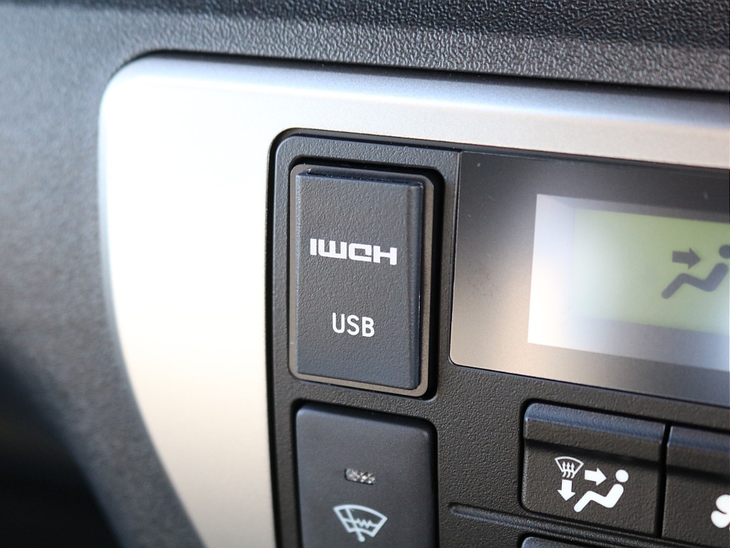 ＦＬＥＸグループは「すべての人に愛車を」をコンセプトに車種別に全国展開中！愛車と一緒に、ライフスタイルを充実させてもらいたいという思いで、ランクル仙台泉店では皆様のご要望になんでもお応えします♪