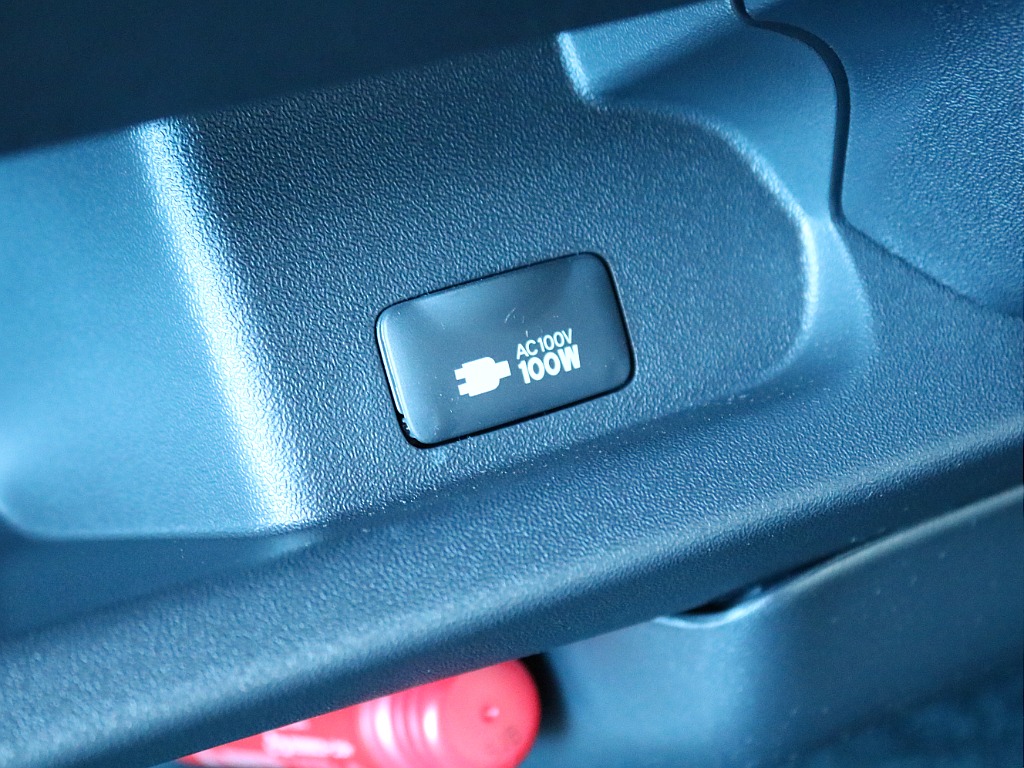 ＦＬＥＸグループは「すべての人に愛車を」をコンセプトに車種別に全国展開中！愛車と一緒に、ライフスタイルを充実させてもらいたいという思いで、ランクル仙台泉店では皆様のご要望になんでもお応えします♪