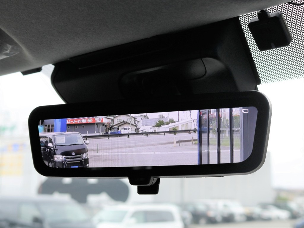 トヨタ ハイエース(13枚目)