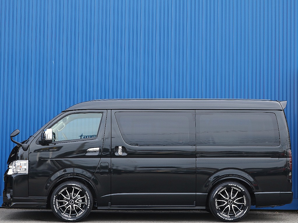 トヨタ ハイエース(5枚目)