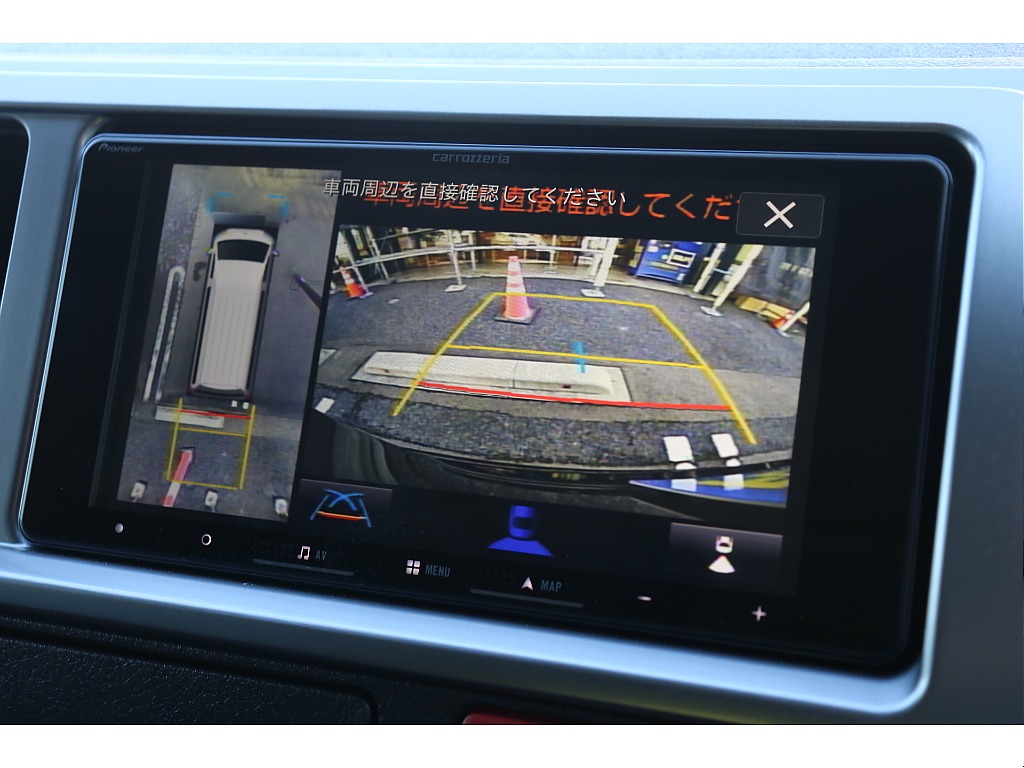 バックカメラ、パノラミックビューモニター！