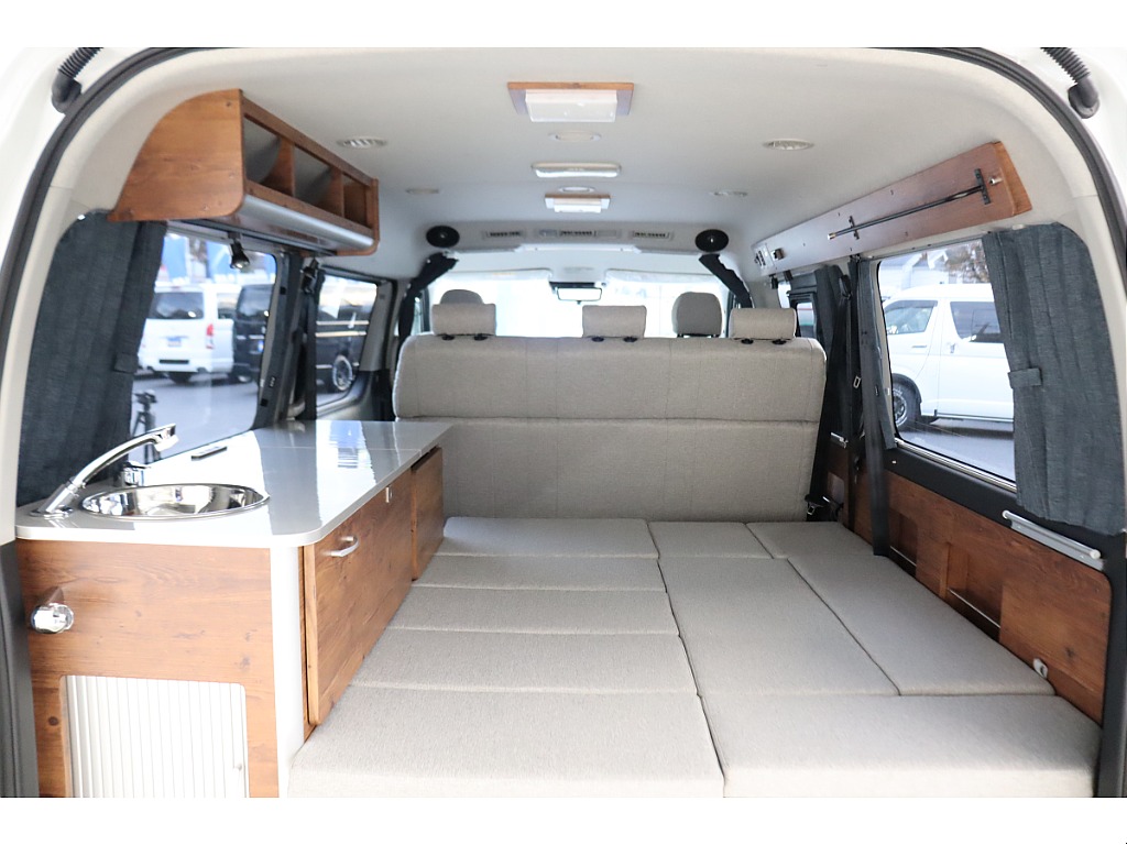 トヨタ ハイエース(22枚目)