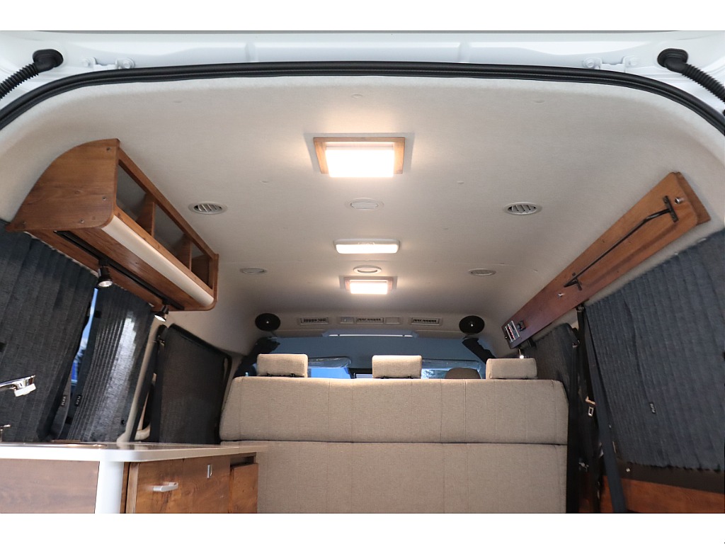 トヨタ ハイエース(23枚目)