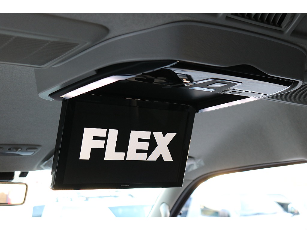 アルパイン12.8インチフリップダウンモニター！