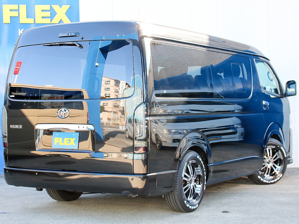 ワイドボディならではのリアビュー！！