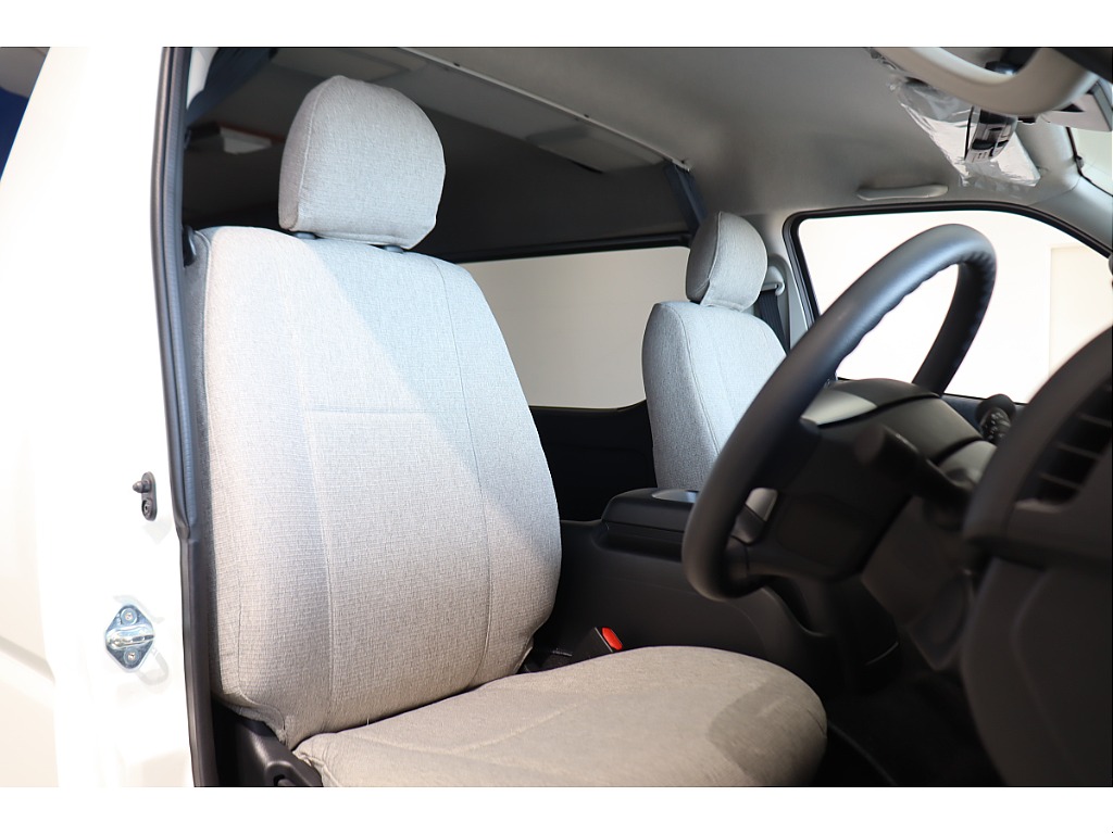 トヨタ ハイエース(22枚目)