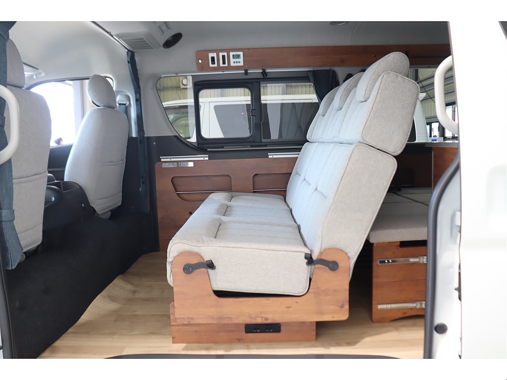 トヨタ ハイエース(25枚目)