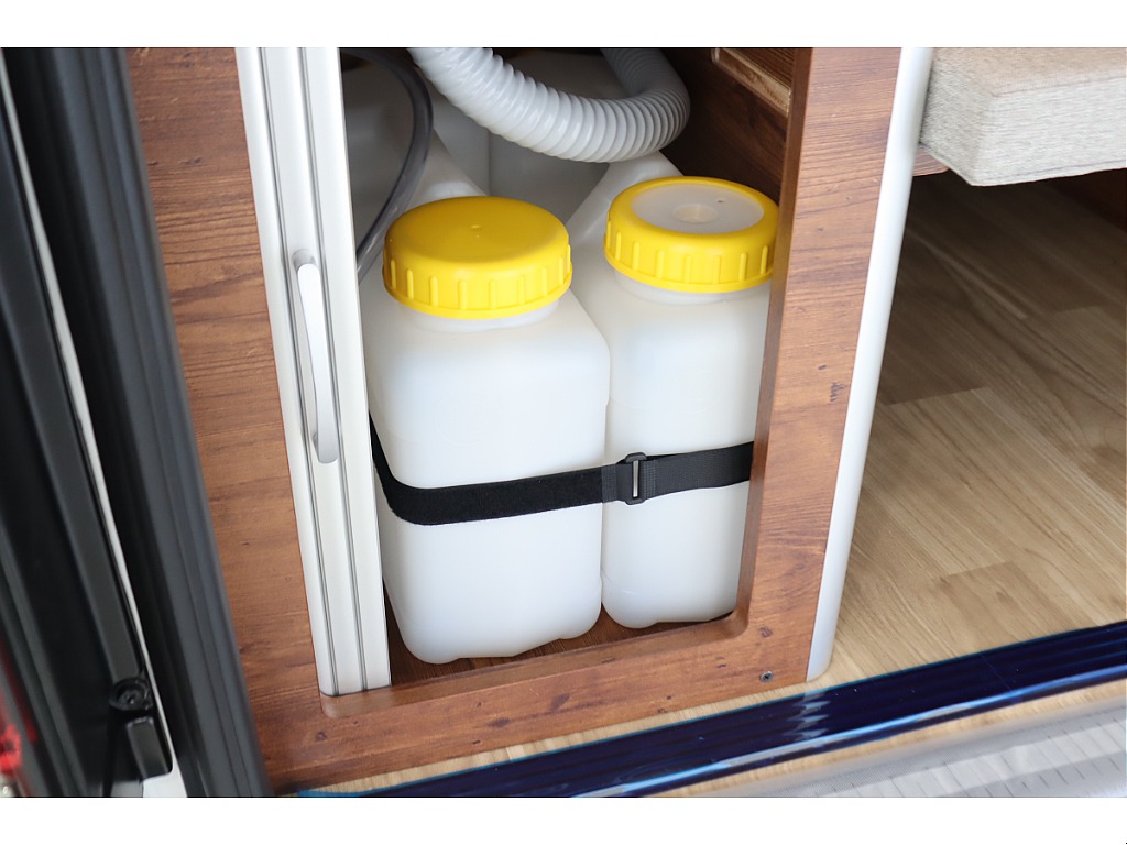 トヨタ ハイエース(32枚目)