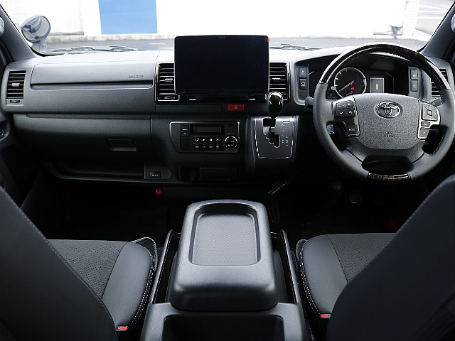 運転席周り☆ ダークプライム2ならではの高級感ある内装です♪