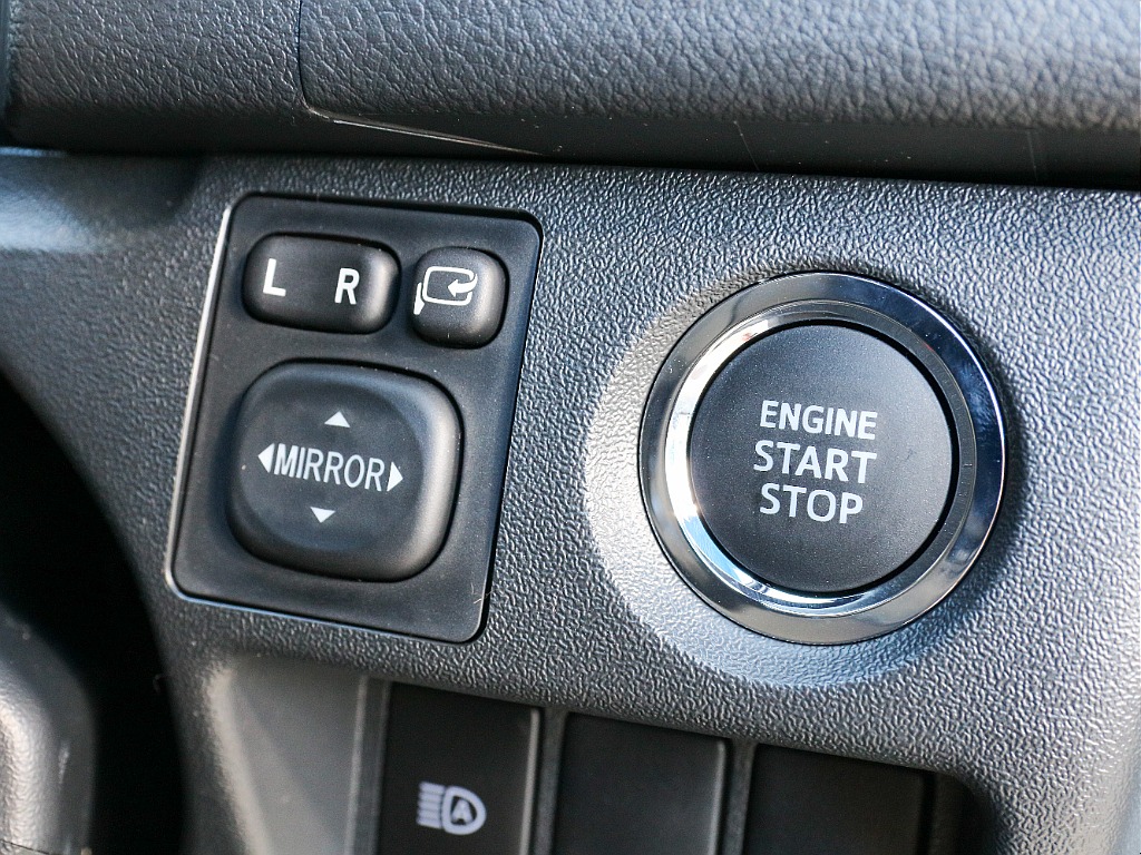 スマートエントリー＆プッシュスタート付き！！