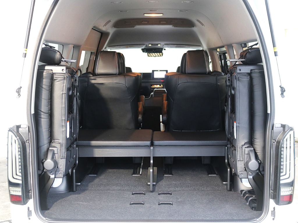 トヨタ&nbsp;ハイエース&nbsp;W2.7グランドCファインテックツアラー 4WD&nbsp;フレックスカスタム済み！豪華キャプテンシート４脚！&nbsp;栃木県の詳細画像&nbsp;その20