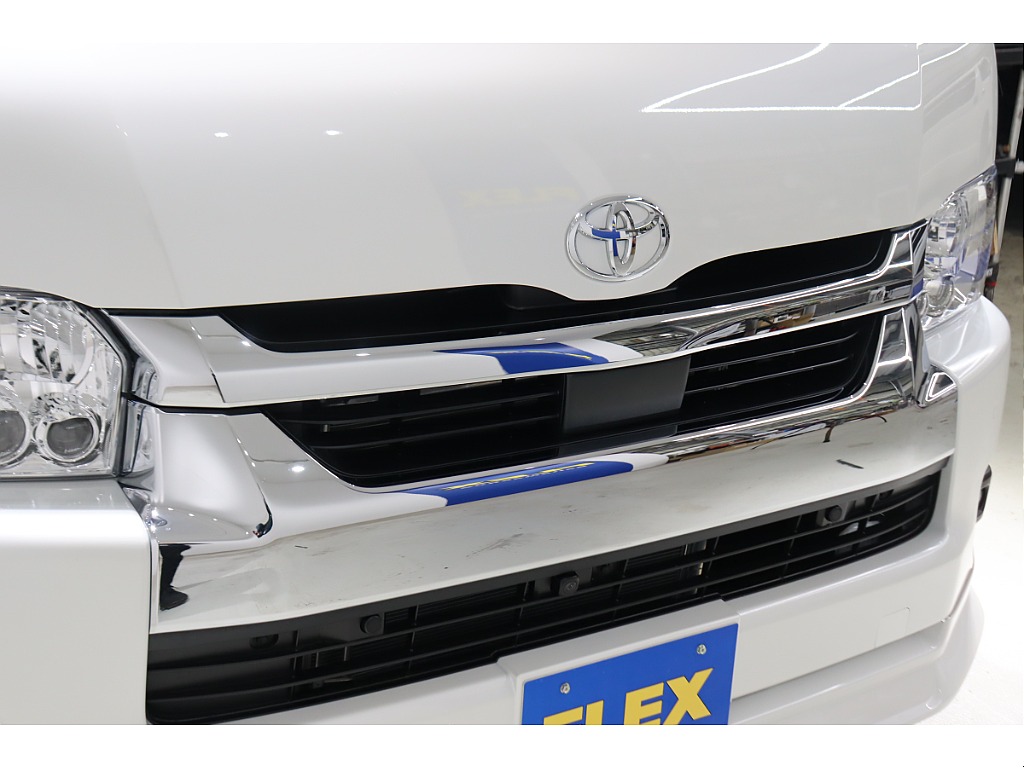 各所メッキパーツで高級感を演出しております！